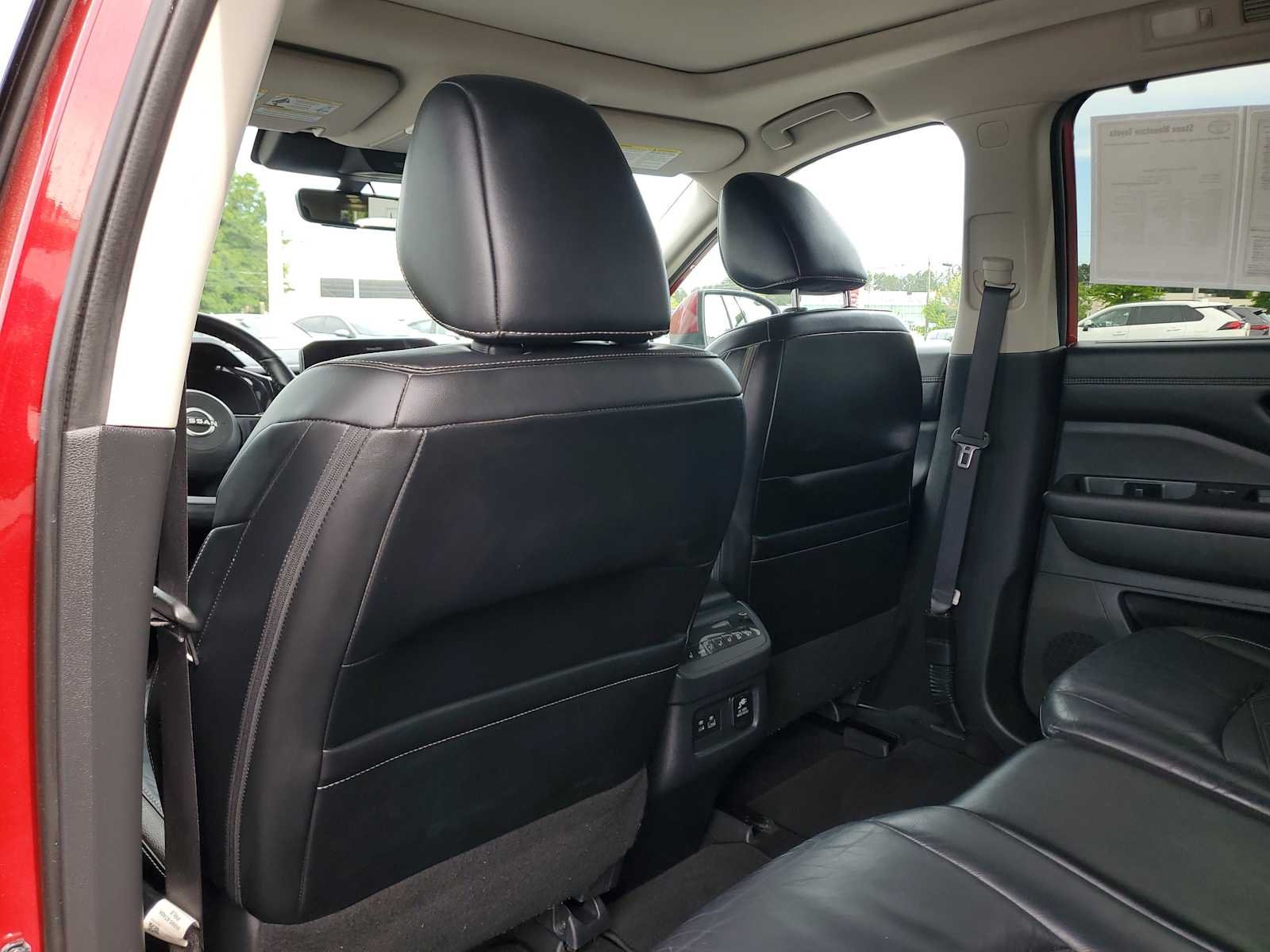 Used 2023 Scarlet Ember Tintcoat Nissan Platinum image 12