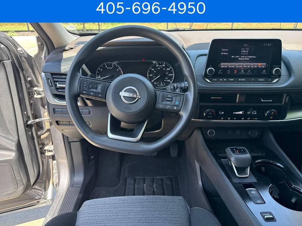 Pre-Owned 2023 Nissan Rogue SV
