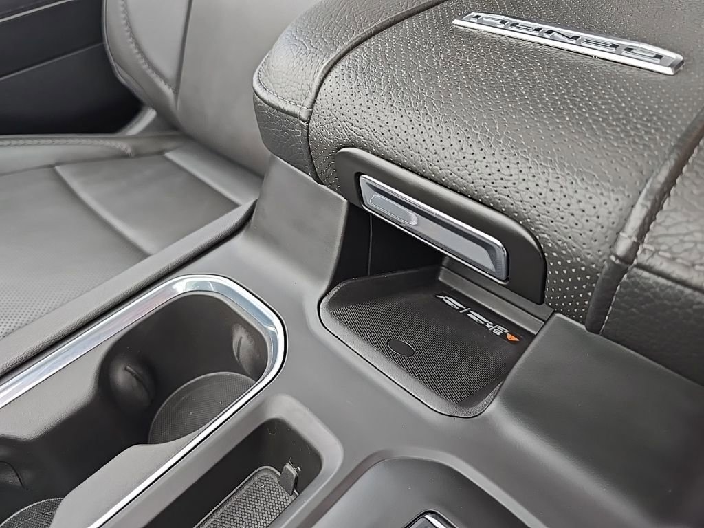 2025 GMC Sierra 3500HD Denali - Photo 17
