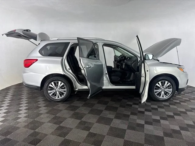Used 2019 Silver Nissan SV image 13