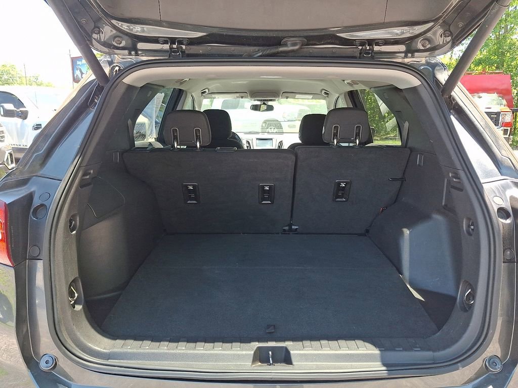 Used 2018 NIGHTFALL GRAY METALLIC Chevrolet LT image 28