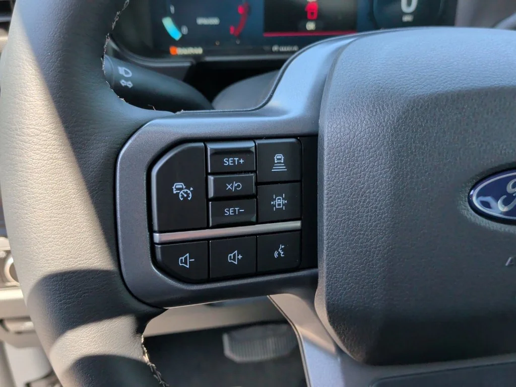 New 2027 Carbonized Gray Metallic Ford F-250® Lariat® image 17