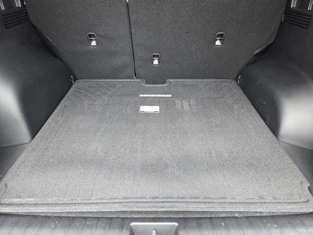 Certified Used 2025 Silver Hyundai SEL Convenience image 32