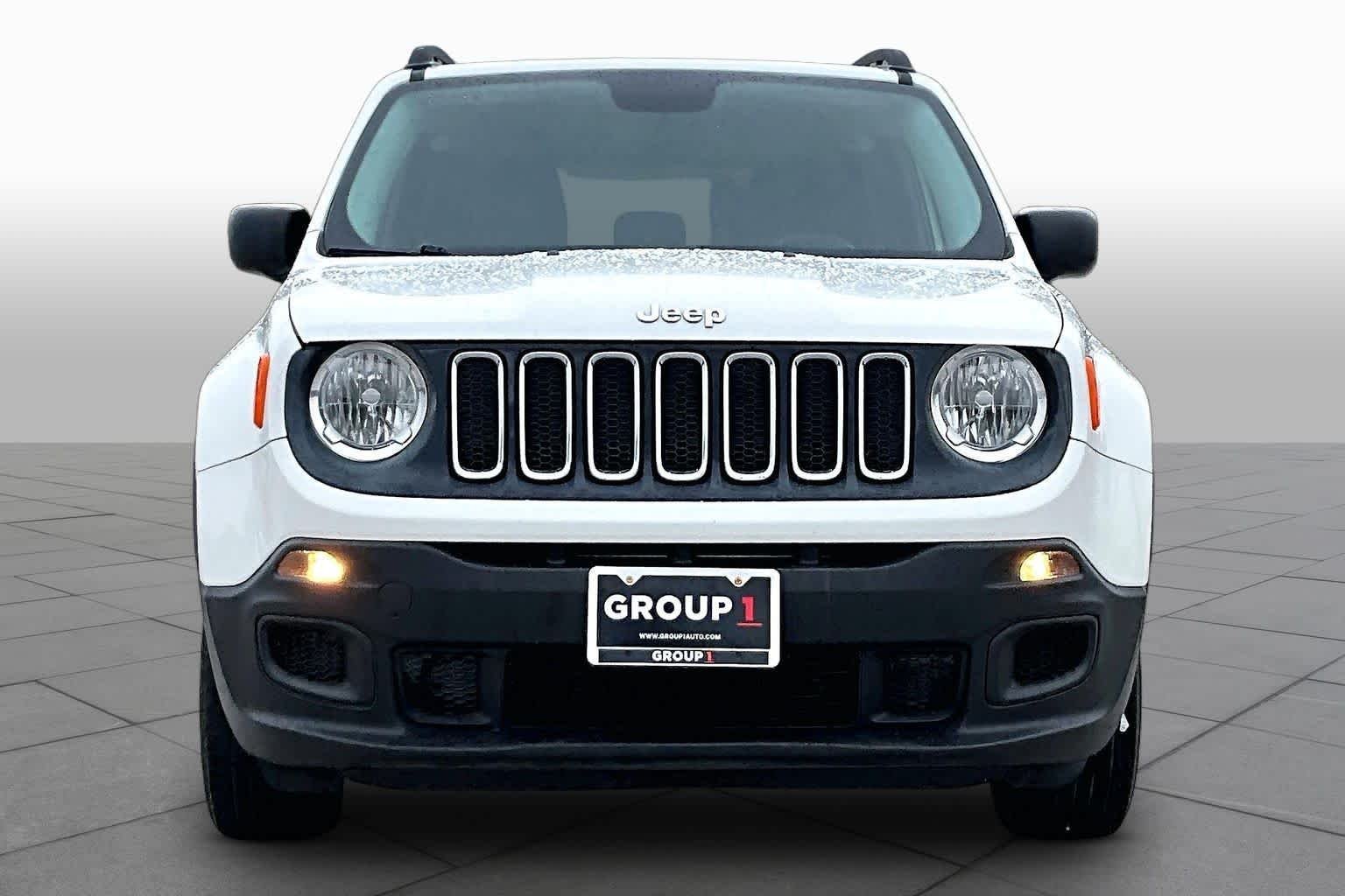 Pre-Owned 2017 Jeep Renegade Sport