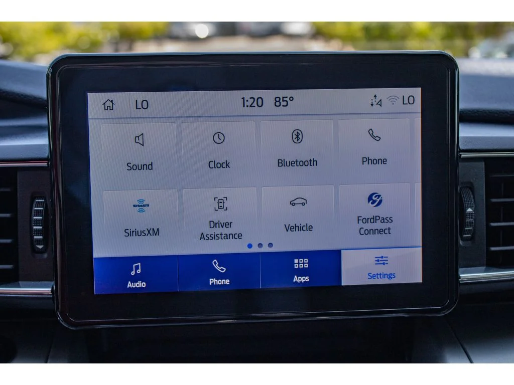 Used 2023 Oxford White Ford XLT image 48