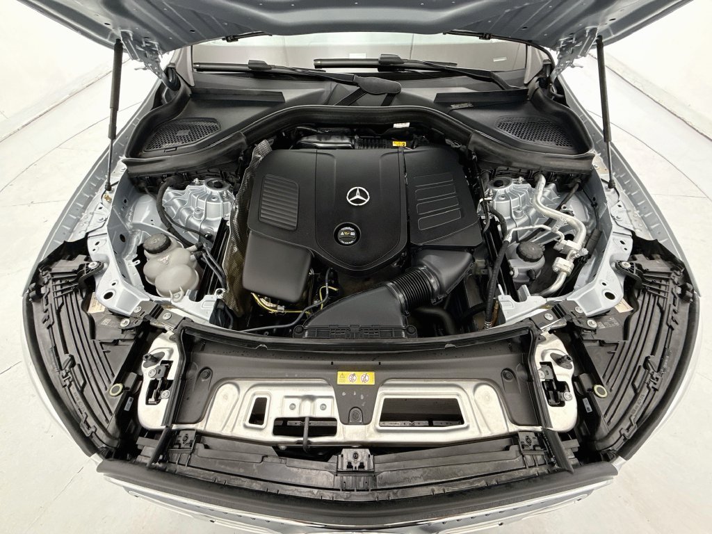 Certified Used 2026 Cirrus Silver Metallic Mercedes-Benz GLC 300 image 28