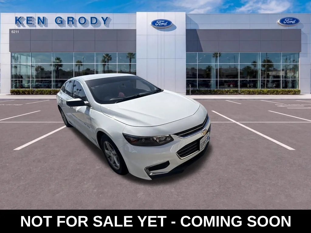 Used 2017 White Chevrolet LS image 1