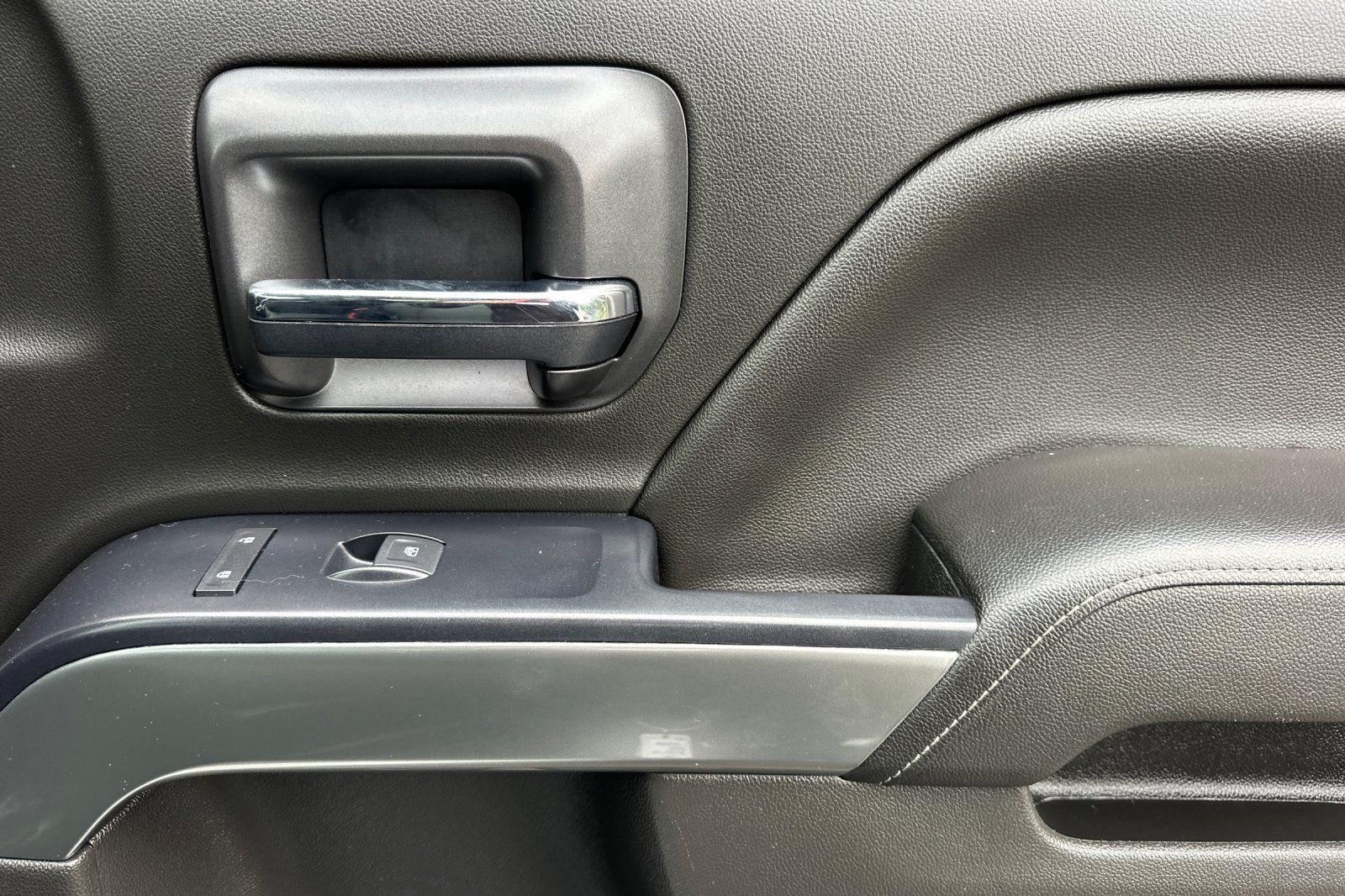 2018 Chevrolet Silverado 1500 LT - Photo 18