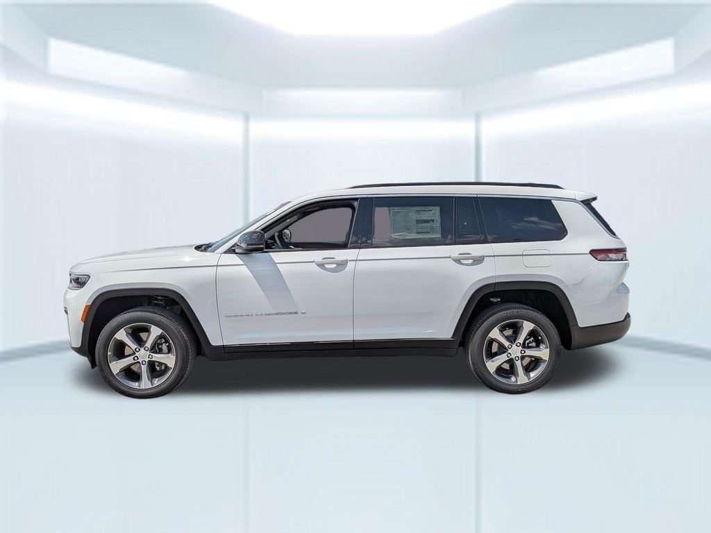 New 2026 Bright White Clear-Coat Exterior Paint Jeep Limited image 2