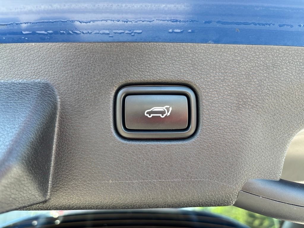 Used 2024 Blue Kia X-Line image 8