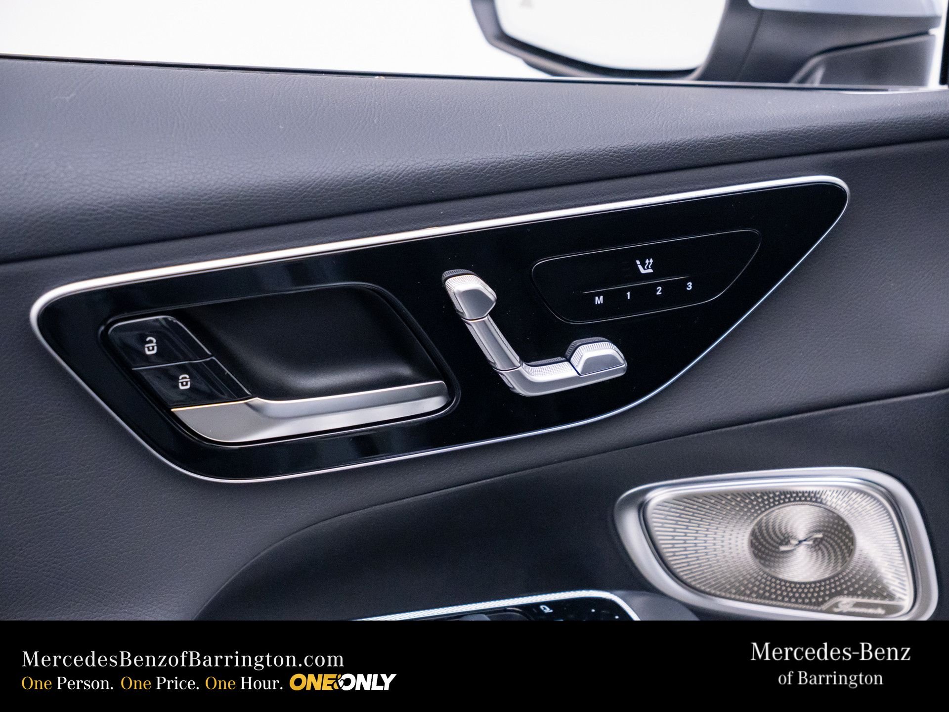 New 2026 Cirrus Silver Metallic Mercedes-Benz GLC 300 image 16