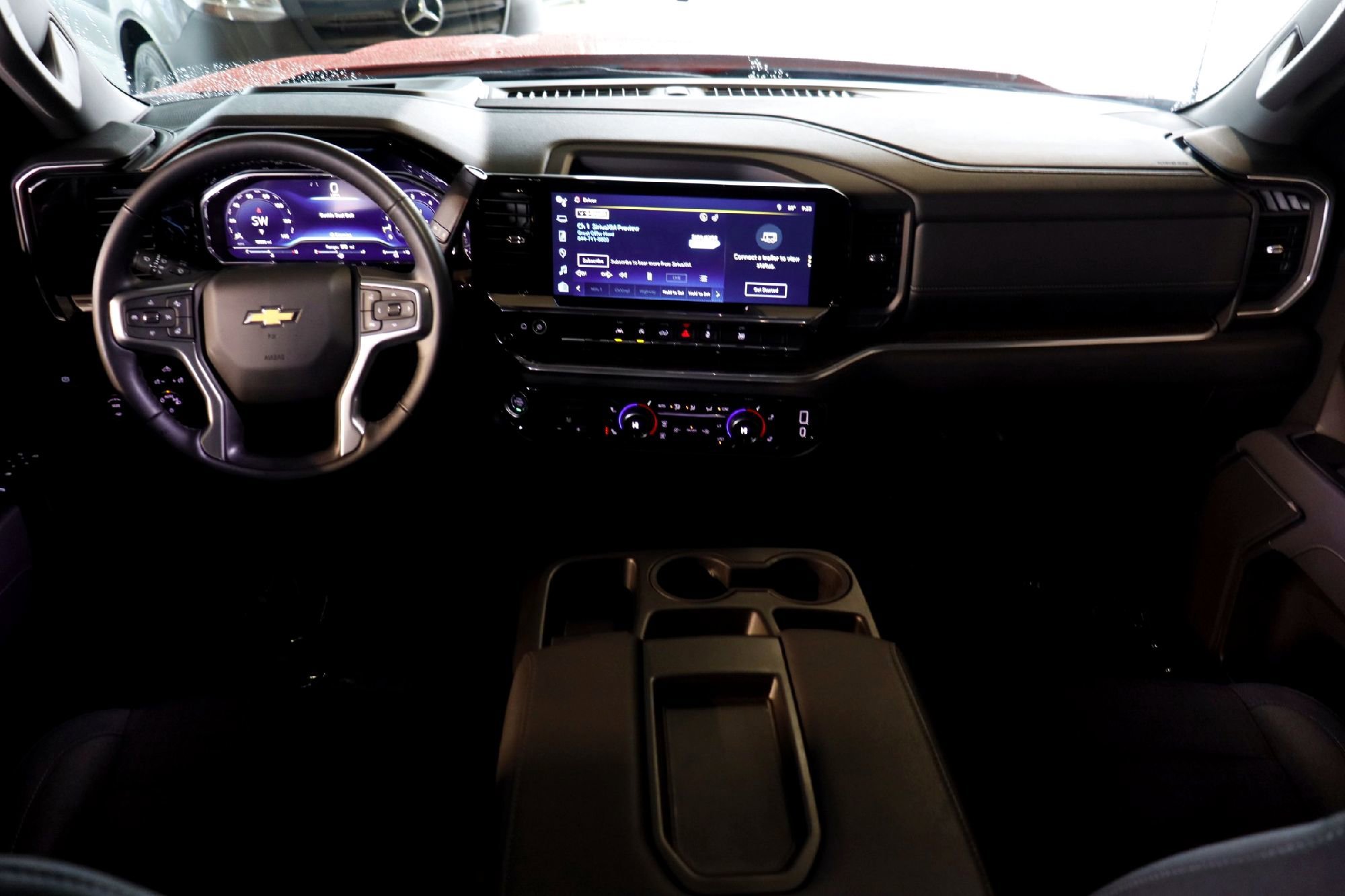 2025 Chevrolet Silverado 1500 LT - Photo 23