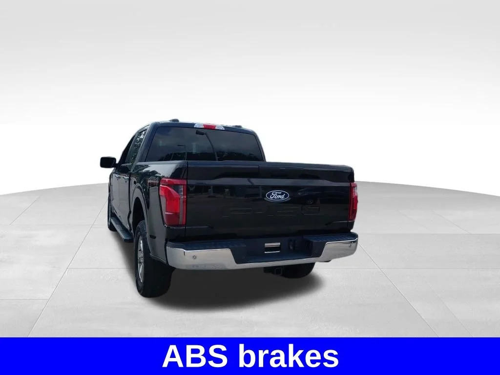 Used 2025 Black Ford XLT image 16