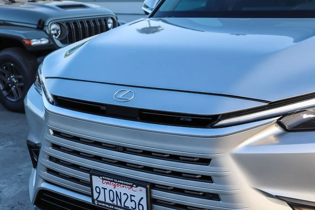 Used 2025 Silver Lexus 350 Premium image 6