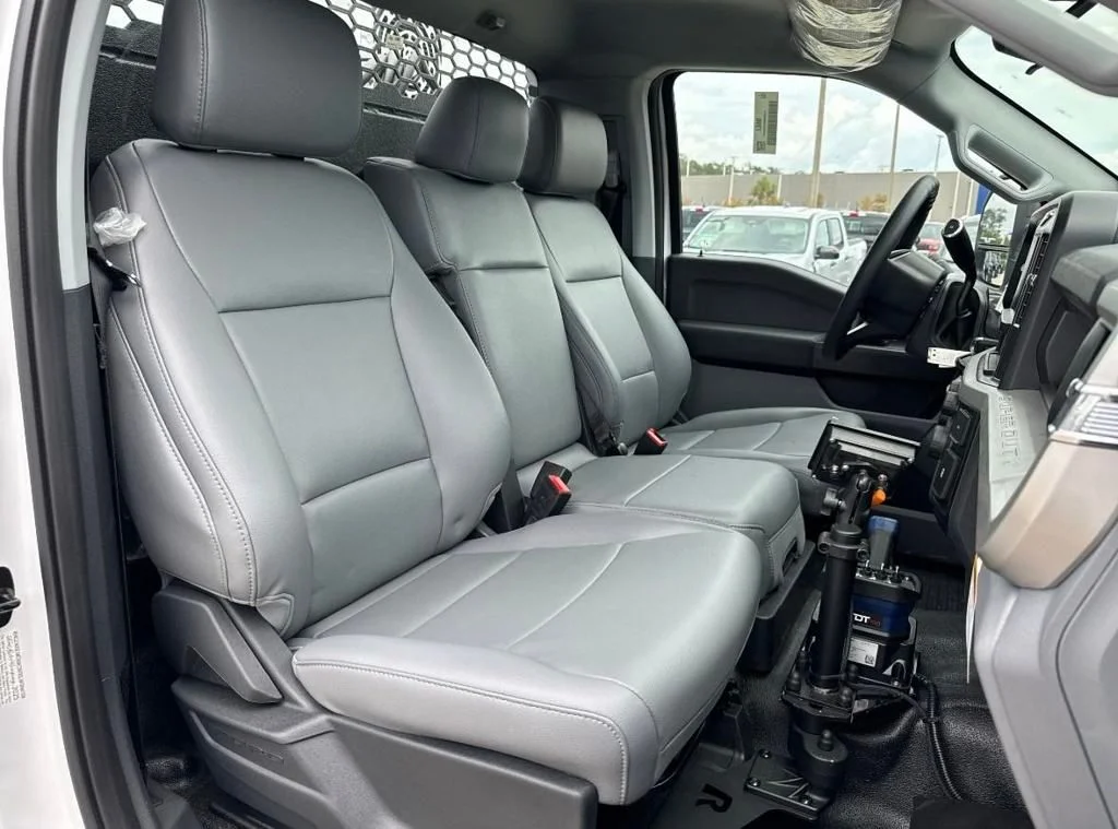 New 2025 White Ford XL image 42