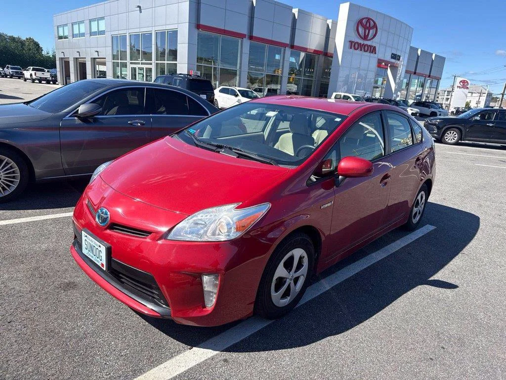 Used 2012 Red Toyota Two image 1
