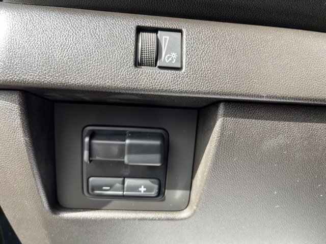 Used 2023 BLACK Chevrolet 4WD Trail Boss image 27
