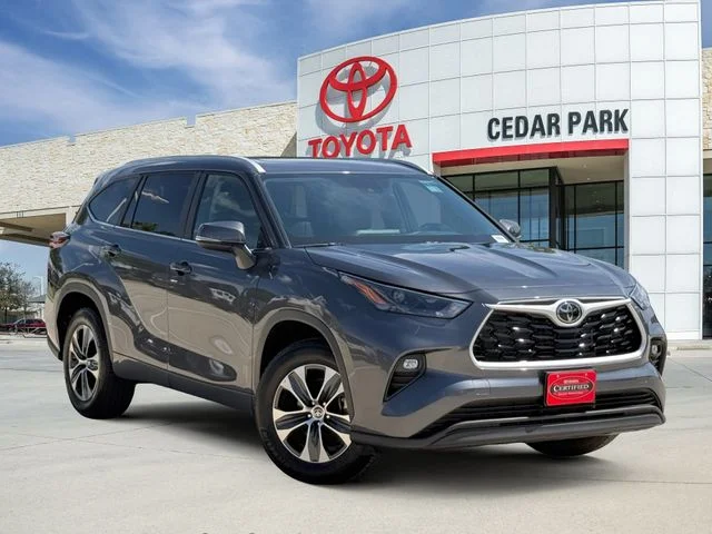 2025 Toyota Highlander XLE