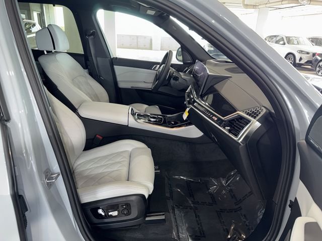 New 2026 Brooklyn Grey Metallic BMW xDrive50e image 9