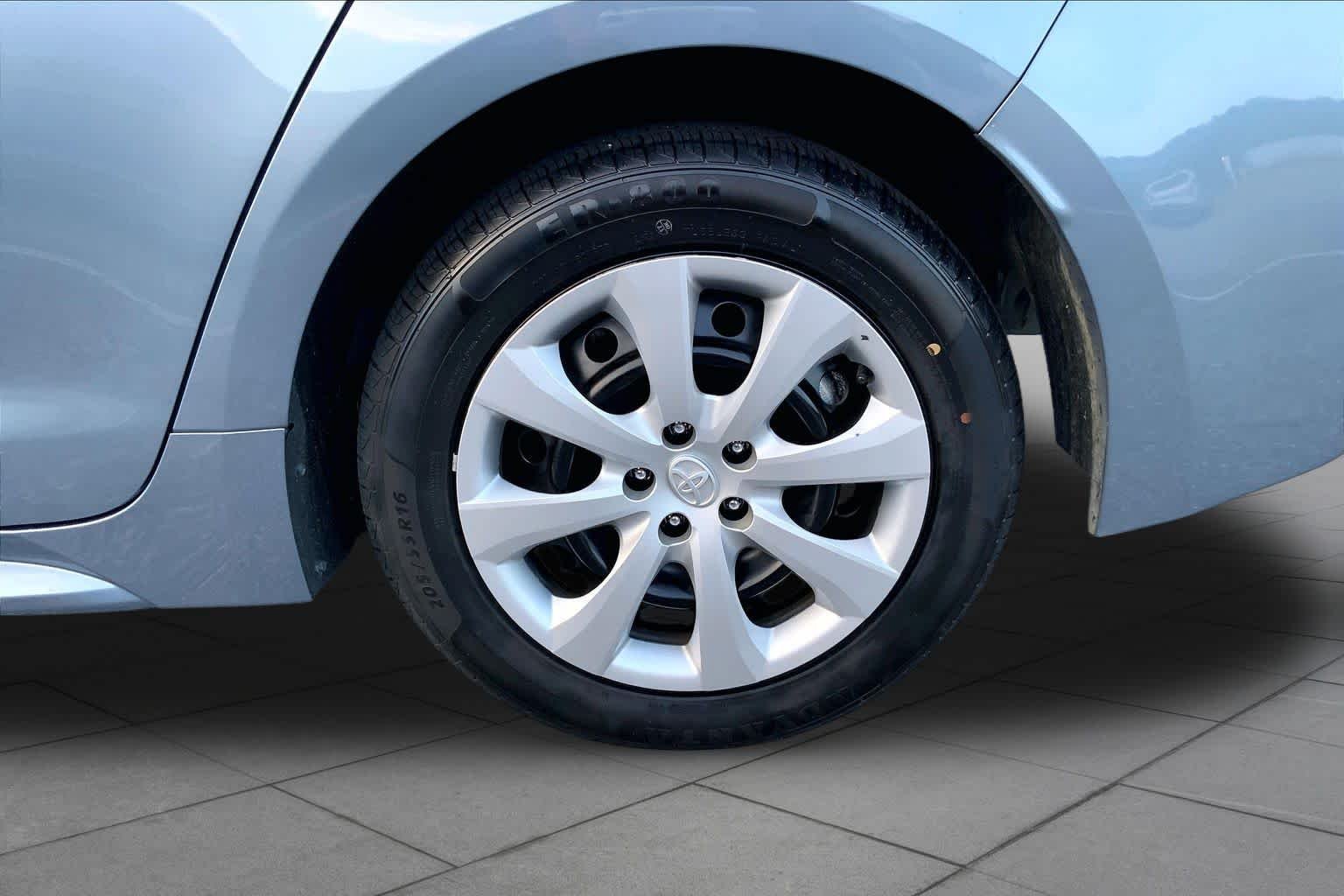 Used 2024 Celestite Toyota LE image 10