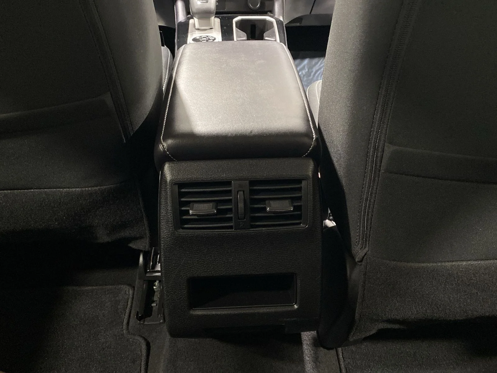 Used 2025 Black Mitsubishi ES image 21