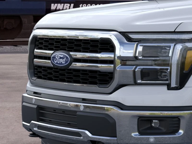 New 2026 Oxford White Ford Lariat® image 17