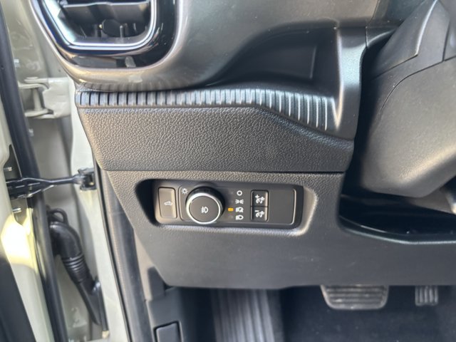 New 2026 Desert Sand Ford XLT image 13
