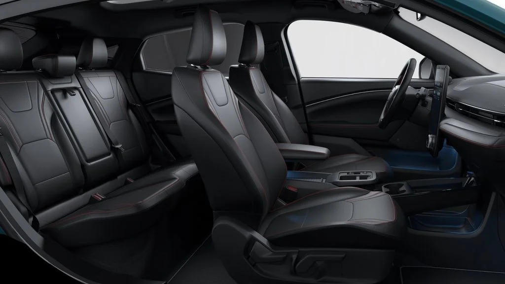 New 2026 Adriatic Blue Metallic Ford Premium image 6
