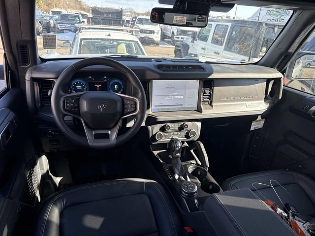 New 2025 Shadow Black Ford Badlands® image 7