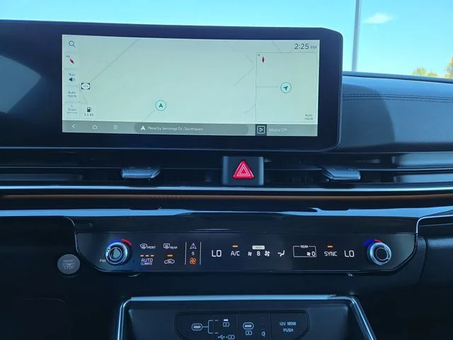 2026 Kia Carnival SX Prestige - Photo 11