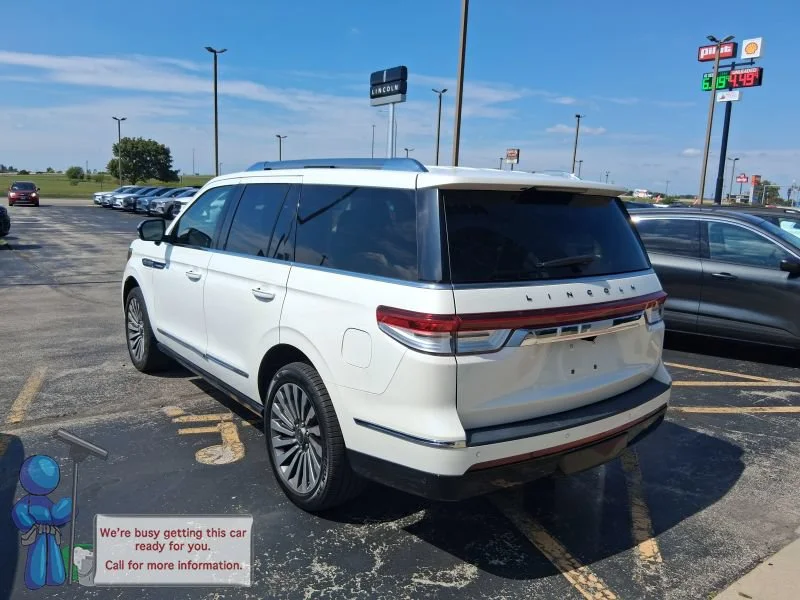 Used 2022 White Metallic Lincoln Black Label image 3