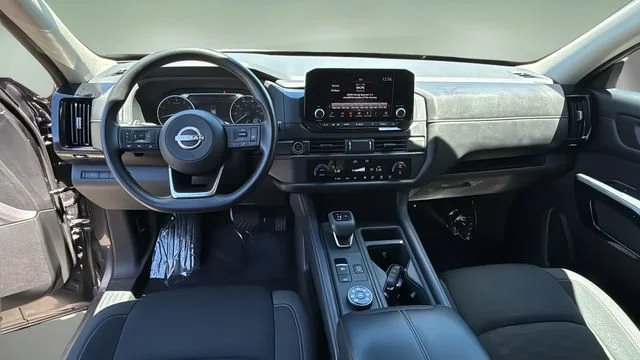 Used 2023 Gray Nissan S image 16