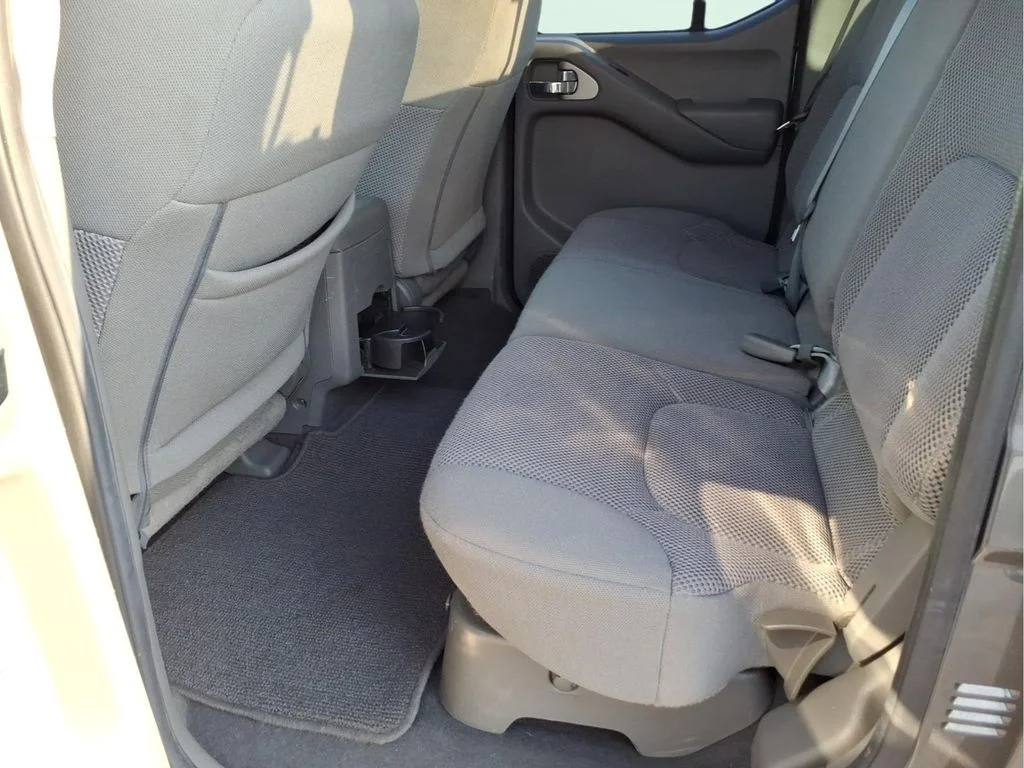 Used 2019 Gray Nissan SV image 16
