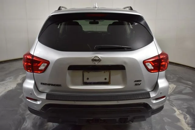 Used 2019 Silver Nissan SV image 9