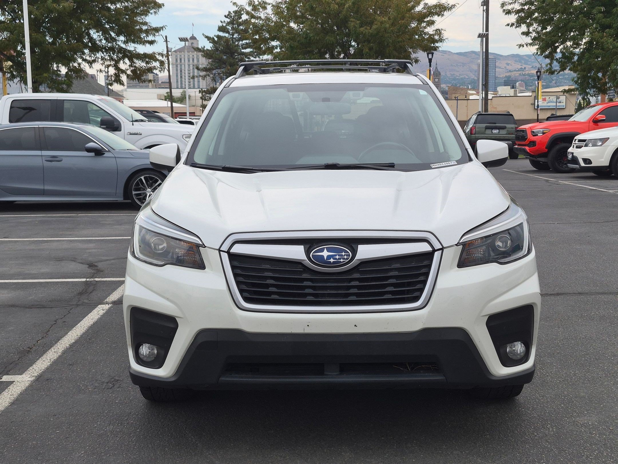 Used 2021 Crystal White Pearl Subaru Premium image 9