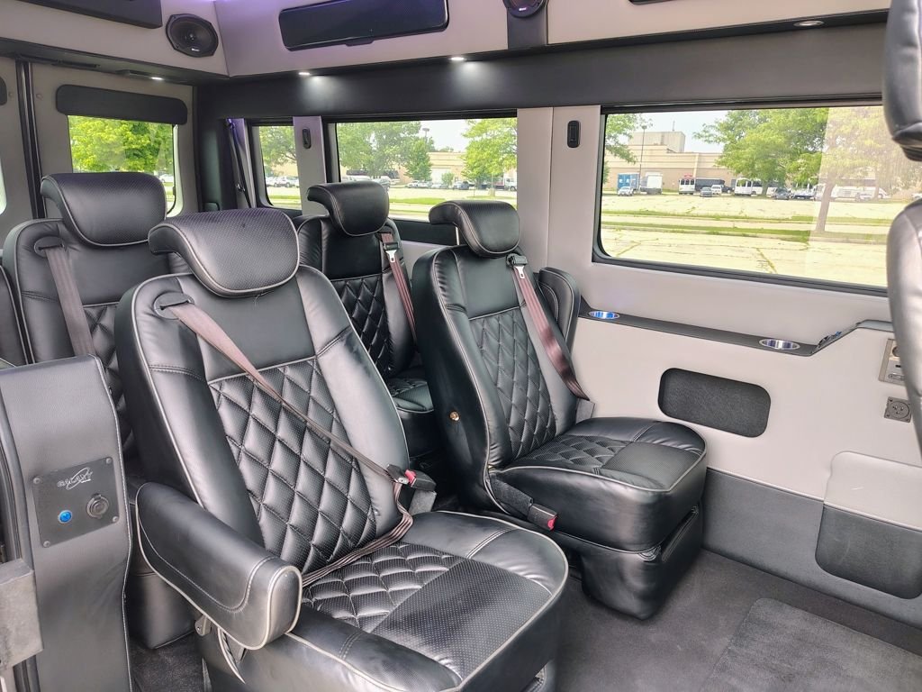 Used 2023 Gray Ram High Roof image 31