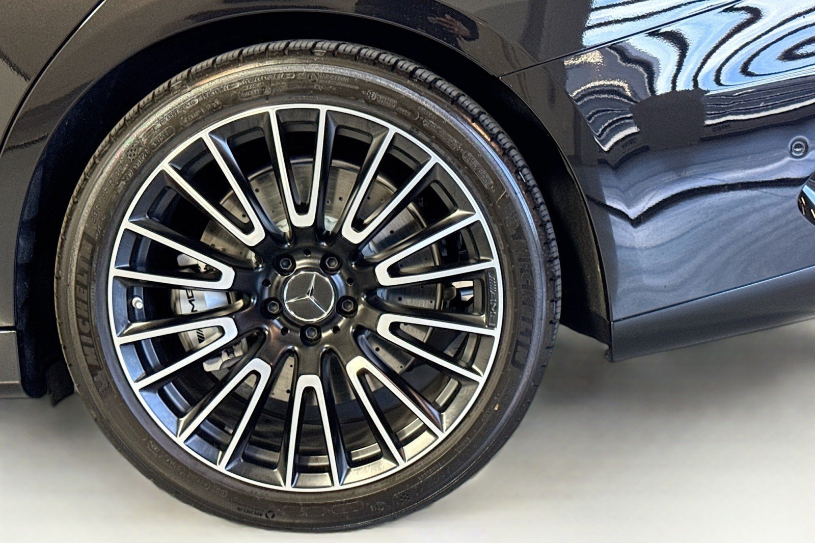New 2026 Obsidian Black Metallic Mercedes-Benz AMG® E 53 E 4MATIC+ Wagon image 29