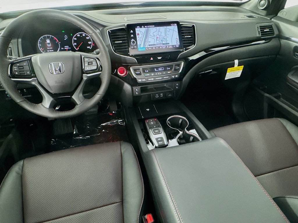 New 2026 Platinum White Pearl Honda Black Edition image 32