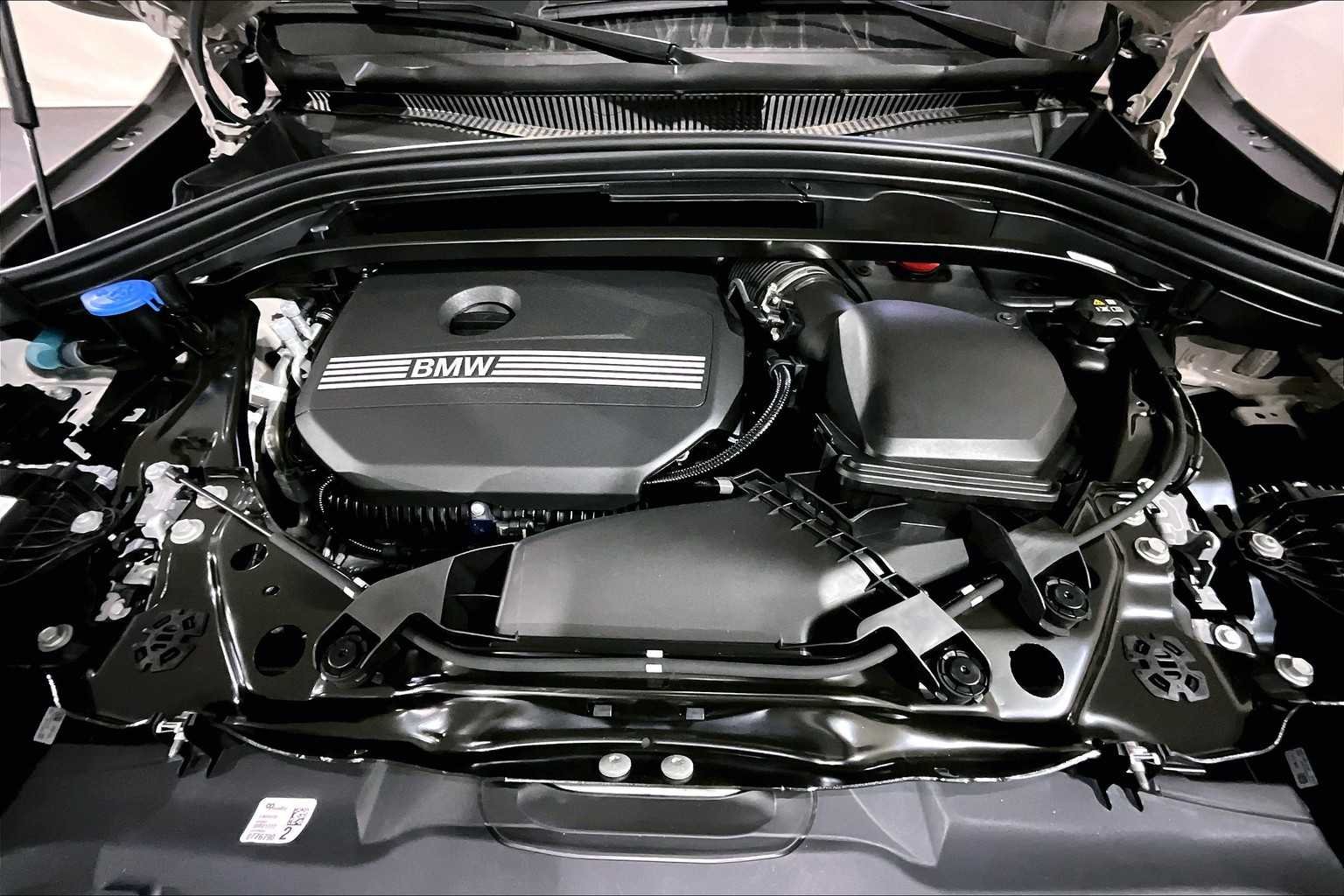 2026 BMW X2 28i - Photo 14