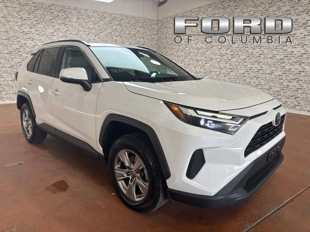 Used 2023 White Toyota XLE image 1