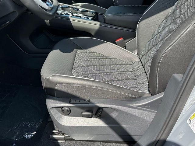 New 2026 Pure Gray Volkswagen 2.0T SEL Premium R-Line image 27