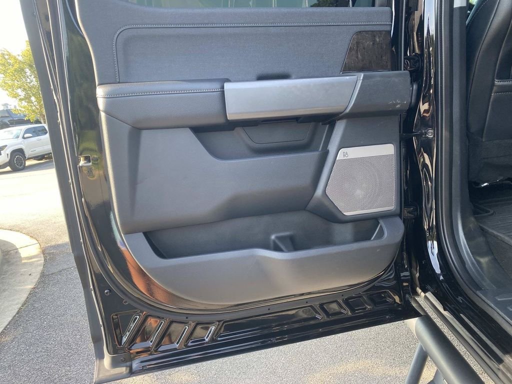 Used 2023 Agate Black Metallic Ford Lariat image 14