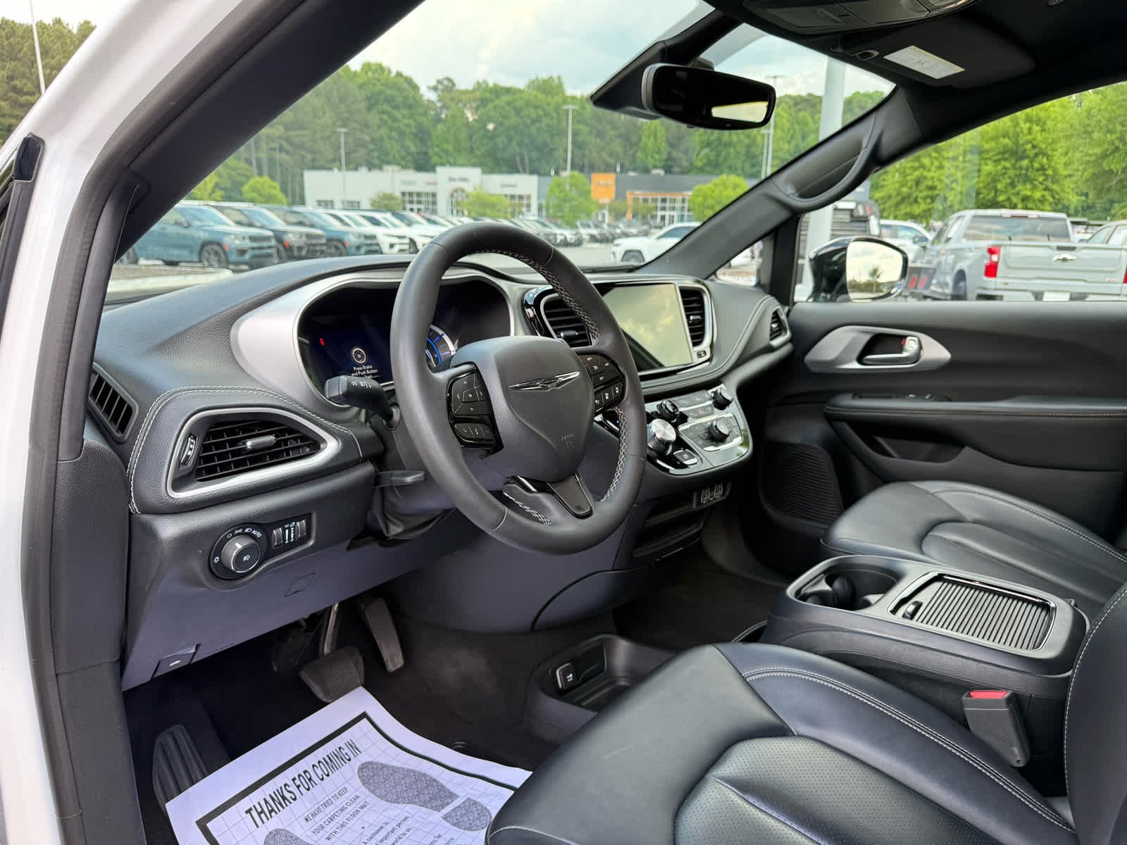 Used 2024 Bright White Clearcoat Chrysler Hybrid S Appearance Pkg image 15
