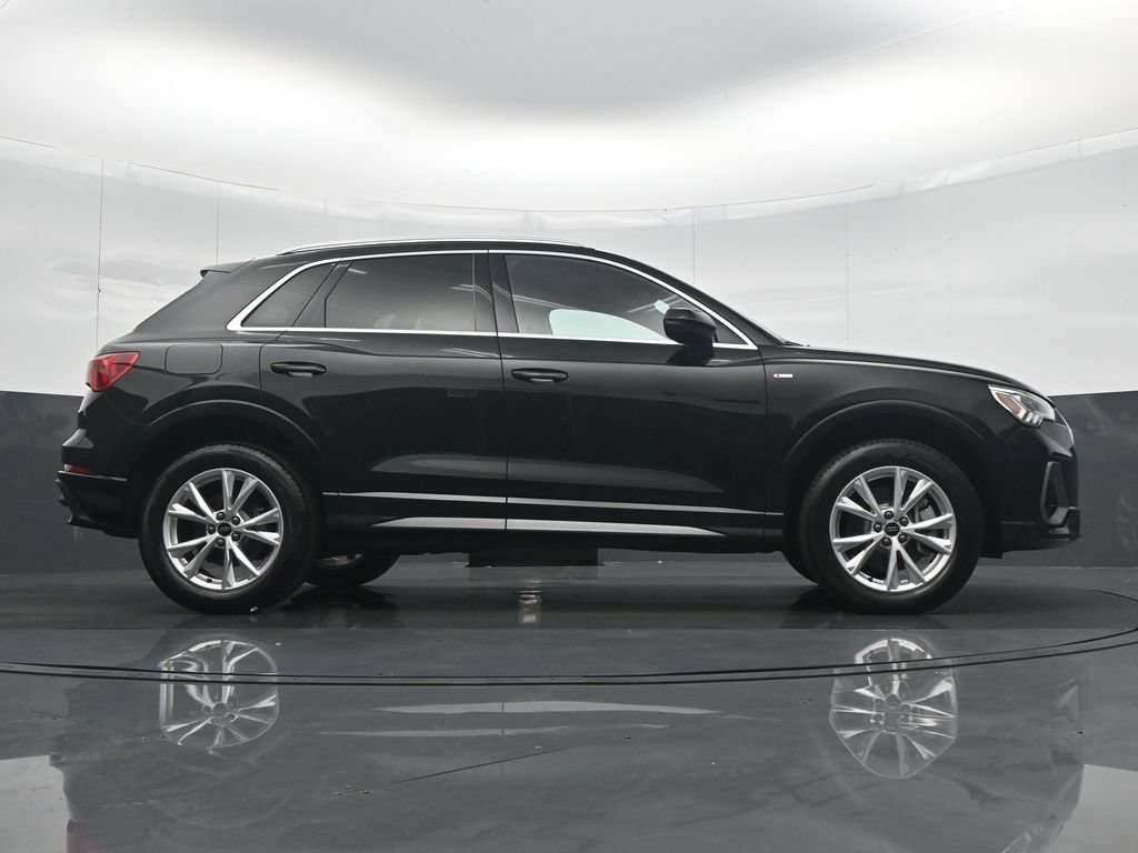 Used 2025 Black Audi Premium image 32
