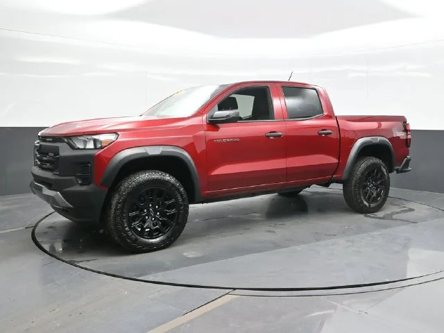 Used 2025 Red Chevrolet Trail Boss image 5