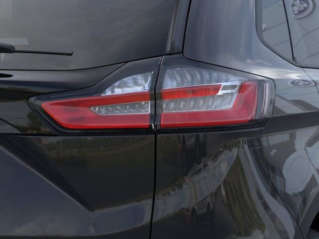 New 2024 Agate Black Metallic Ford SE image 21