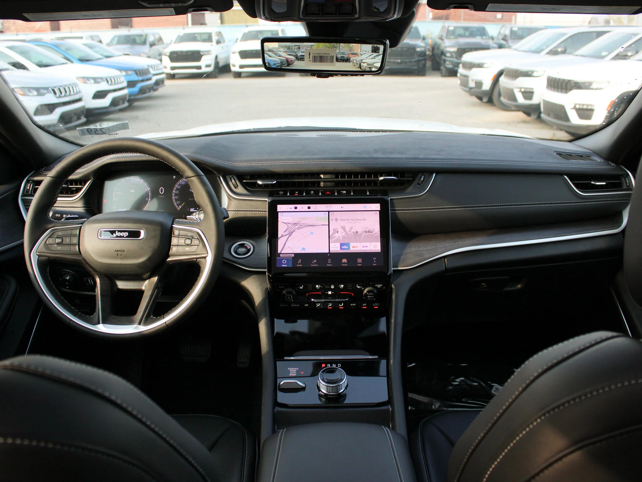 New 2025 White Jeep Limited* 4x4 image 12