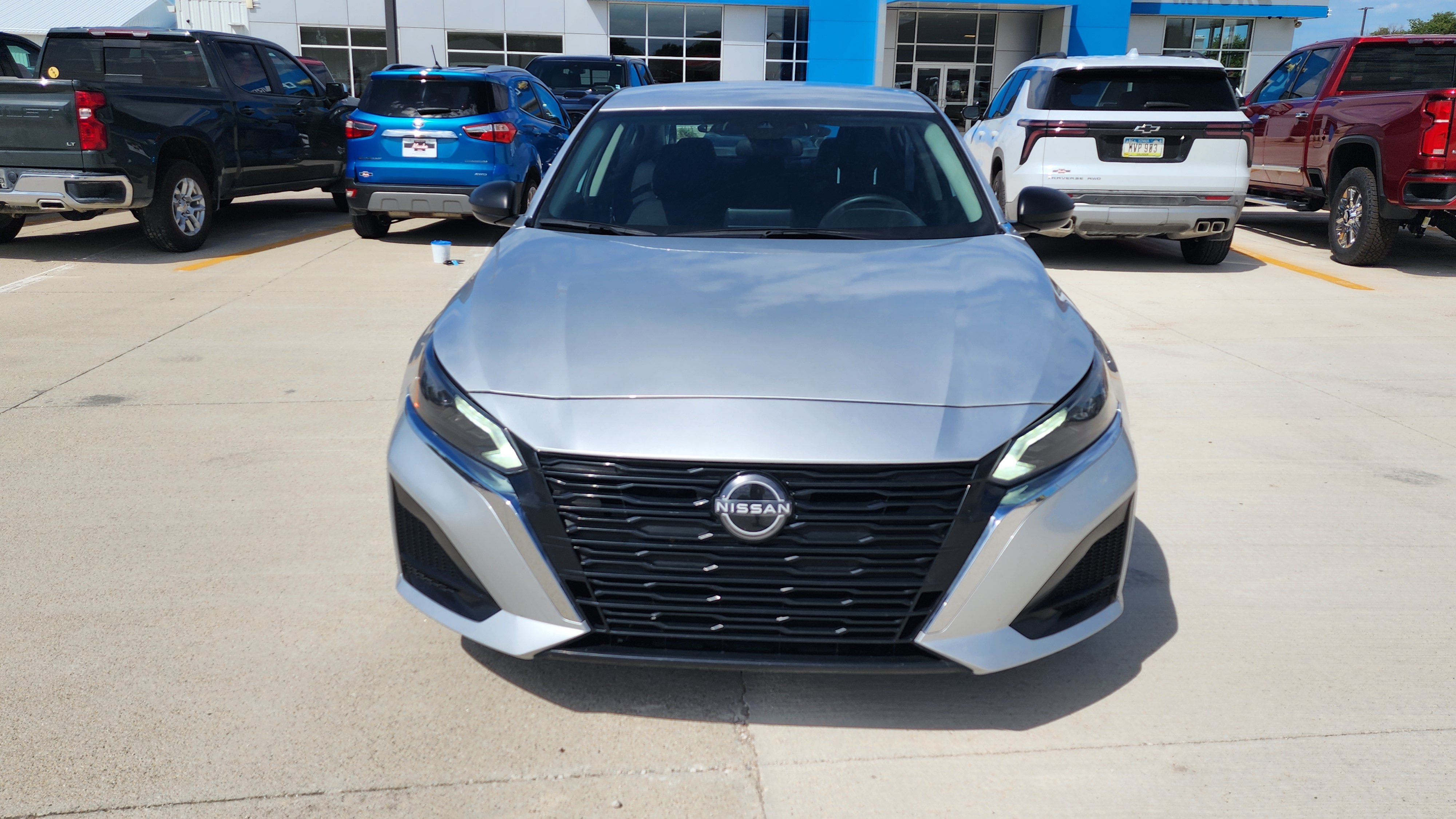 Used 2024 Nissan Altima SV with VIN 1N4BL4DV8RN338183 for sale in Lake City, IA