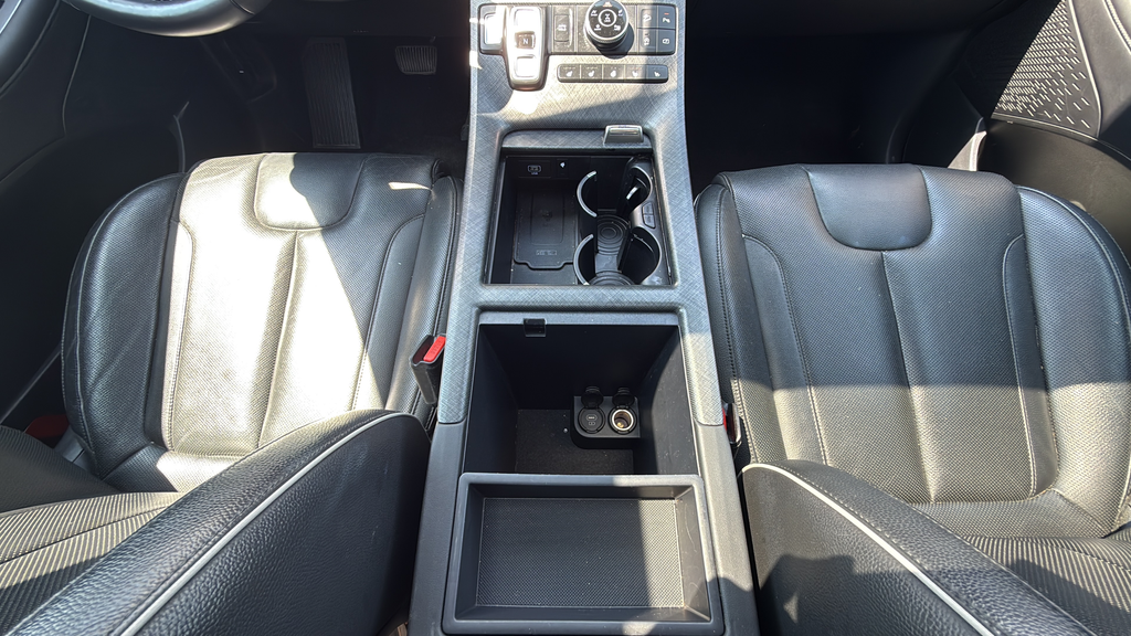 Used 2024 White Hyundai Limited image 42