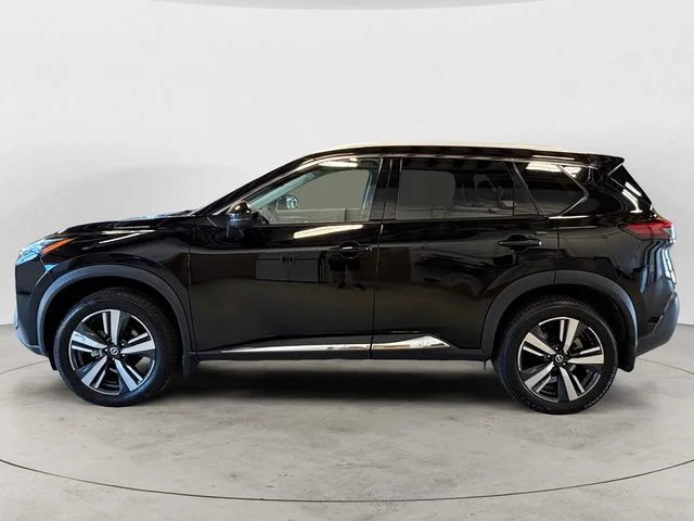 Used 2021 Black Nissan SL image 2